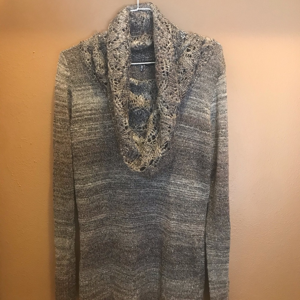 CUTE Maurice Sweater!